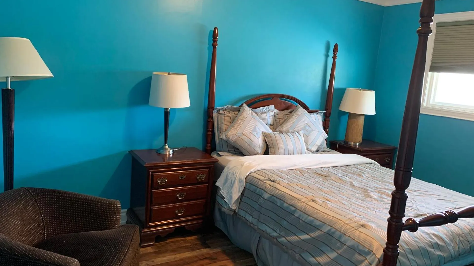 Niagara Falls Motor Lodge 2*, Niagara Falls Canada